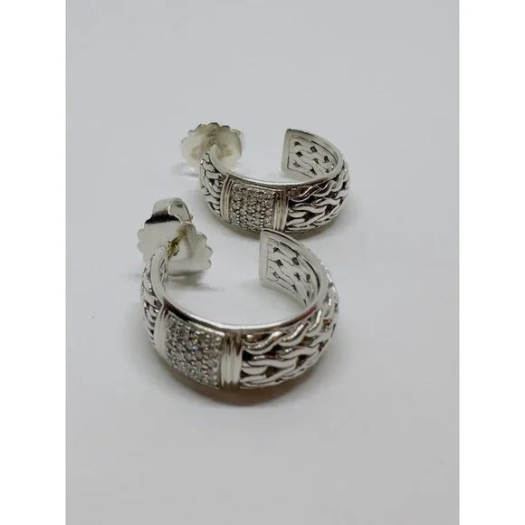John Hardy $1350Diamond Carved Chain Pave Medium Hoop Earrings 18kt Post .50CT